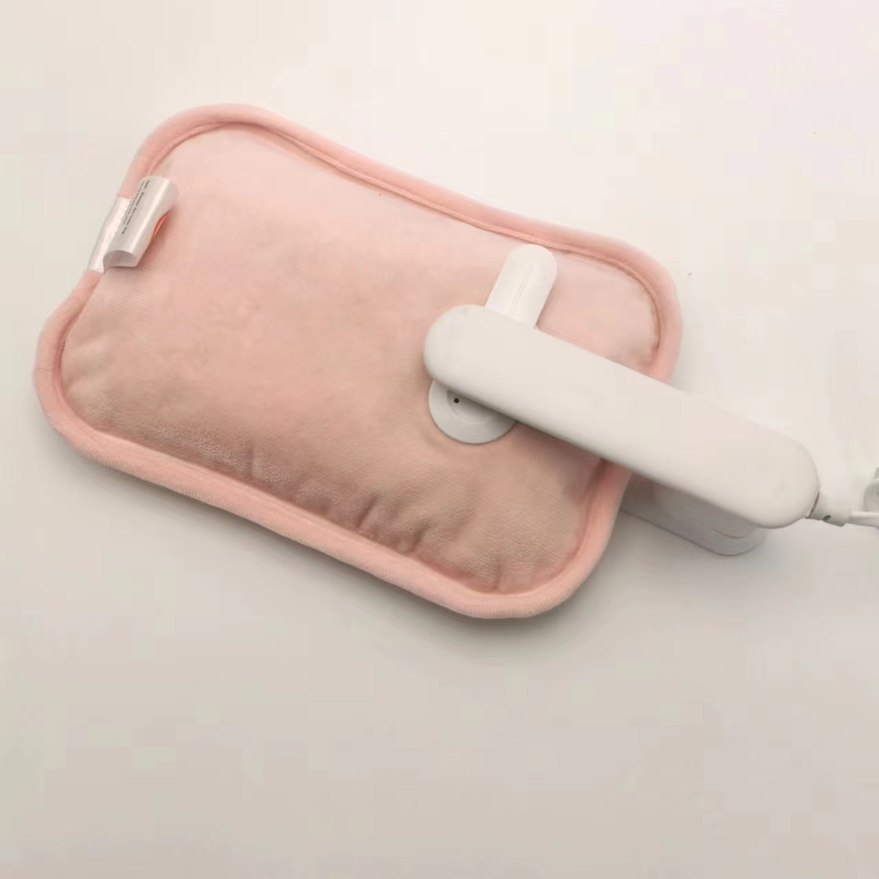 new arrive sample cut recharger electric hot water bottle and plastic hot water bottle 